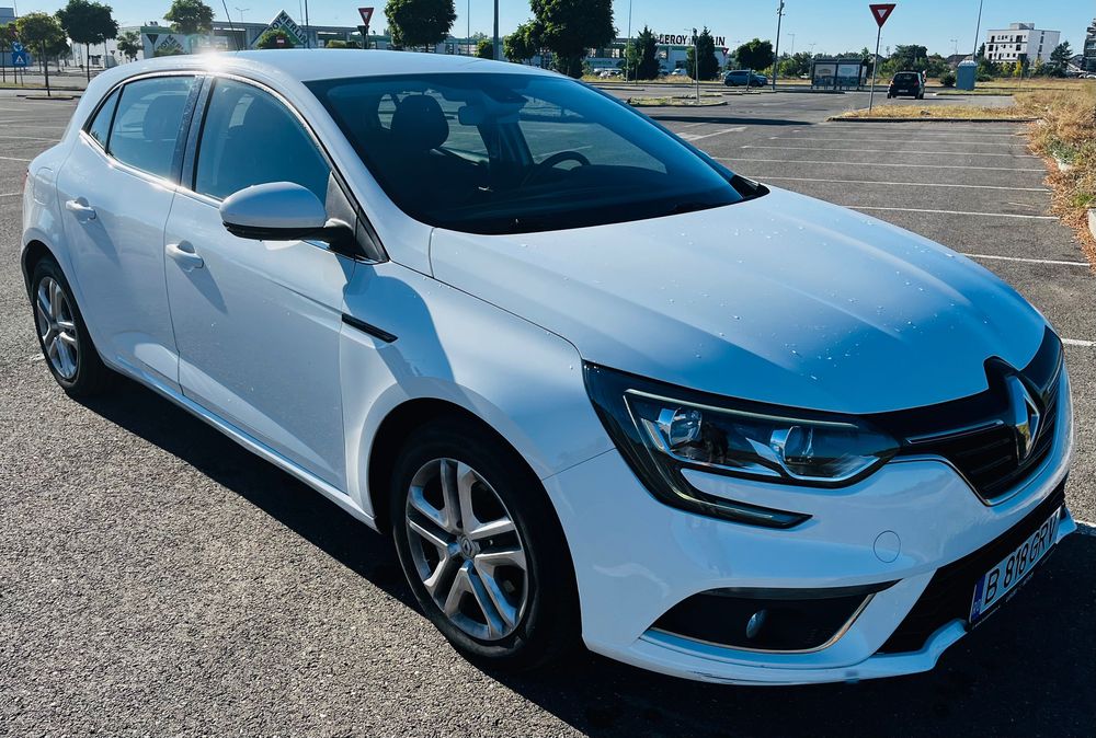 RENAULT Megane 2020 — imagine 2