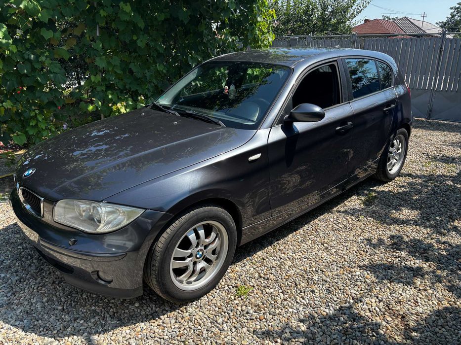 BMW Seria 1 E87 118i