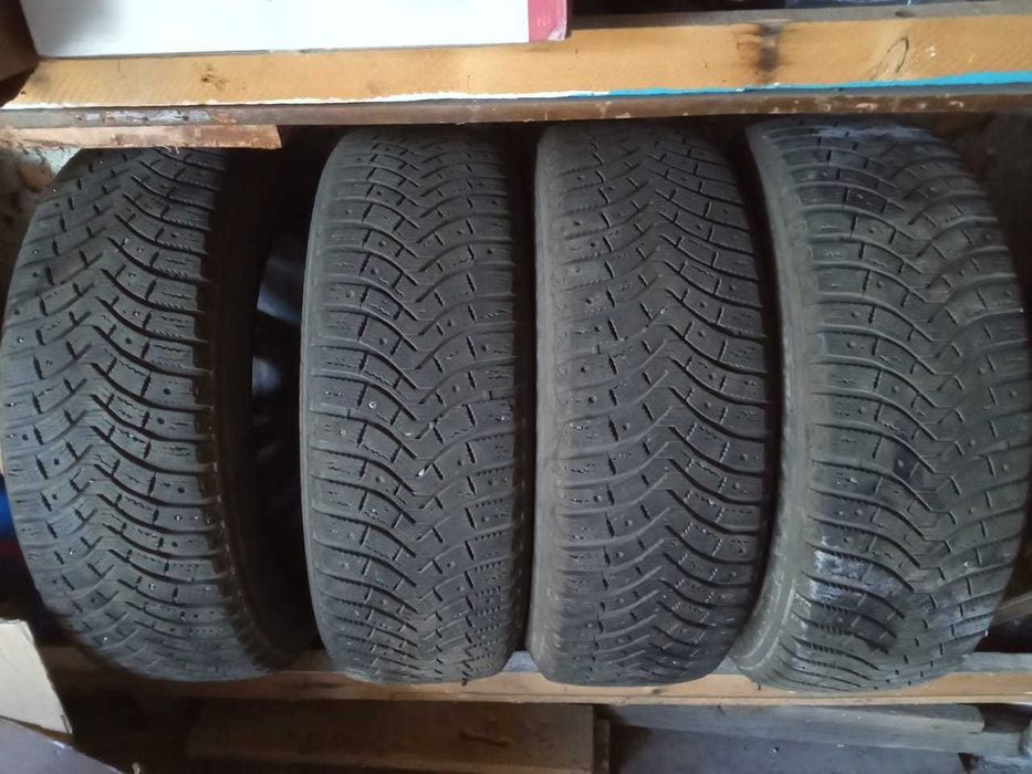 Шины с дисками, для машины