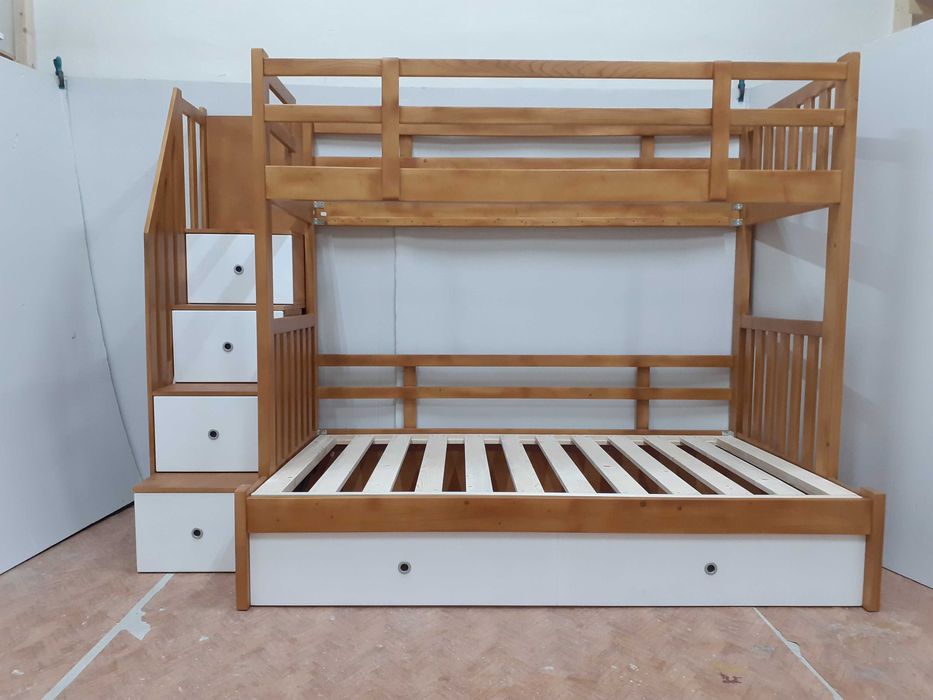 TRANSPORT GRATUIT.Pat etajat din lemn masiv cod 3516