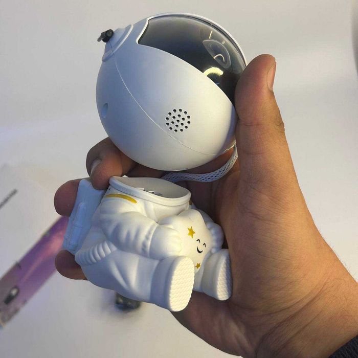 Светильник: Астронавт сидячий