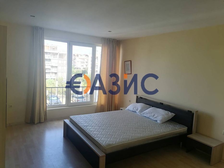 Продава се Тристаен апартамент в Свети Влас - 99 кв.м за 859 €/кв.м - Снимка #8