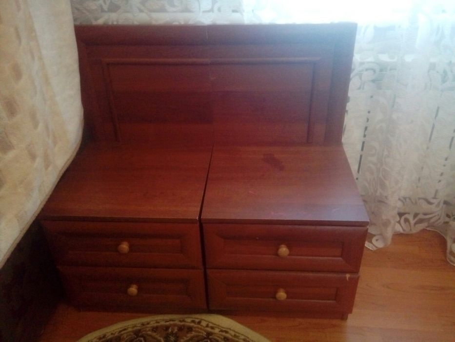 Спальный гарнитур