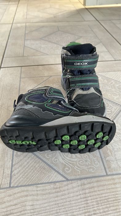 Ботинки на мальчика Geox