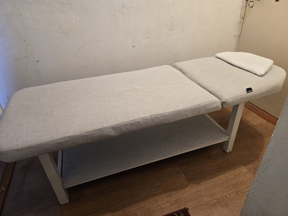 Продается кушетка