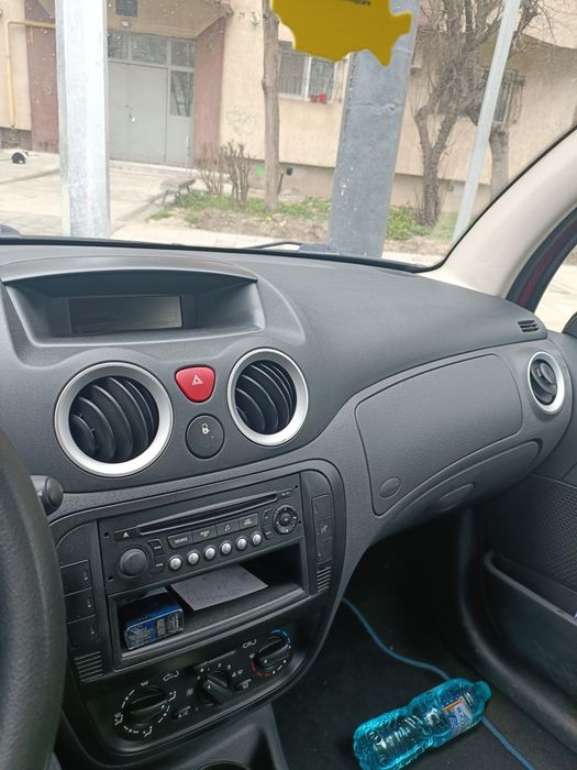 Vând Citroen C3 benzina