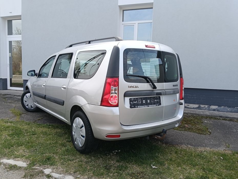 Dacia Logan Mcv 1.6 benzina 7 locuri