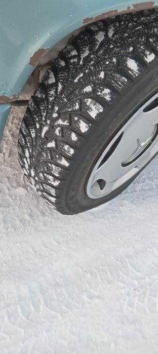 Шины зимние на 15