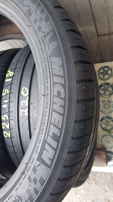 anvelope Bridgestone,Continental,Michelin 225/45/18