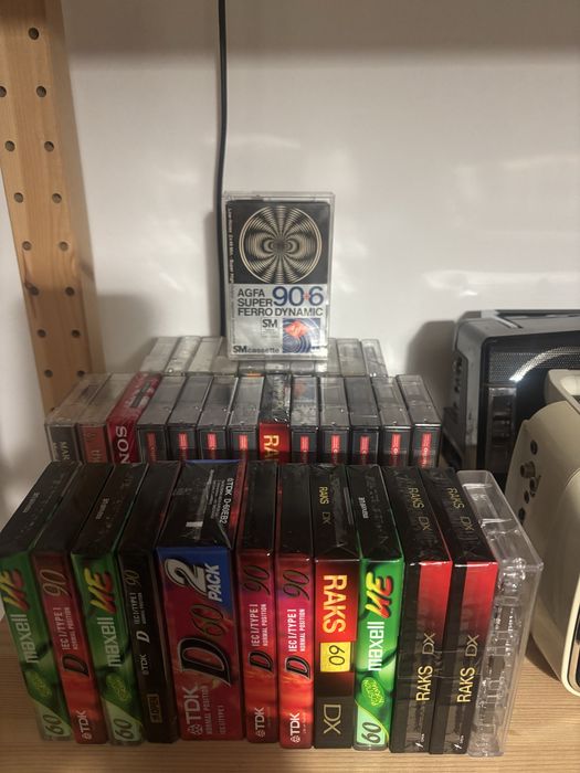 Casete audio noi si inregistrate