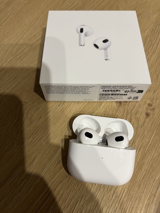 Apple AirPods (3rd generation)