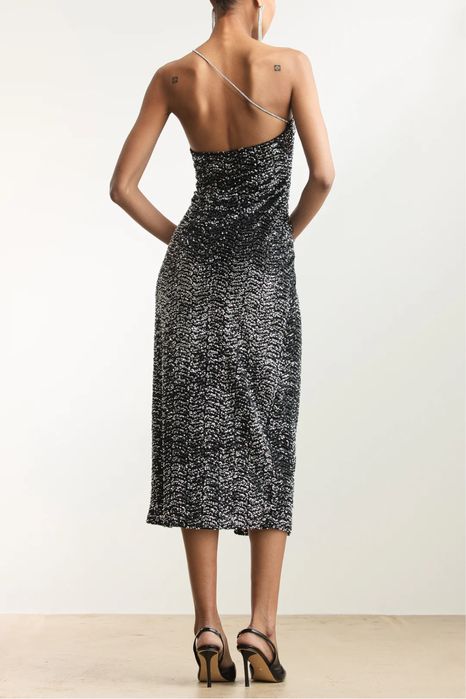 Zara нова рокля с пайети