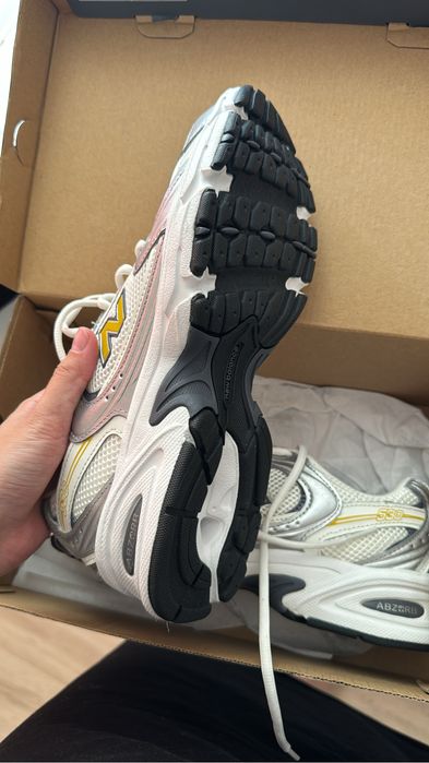 Кроссы New balance 530