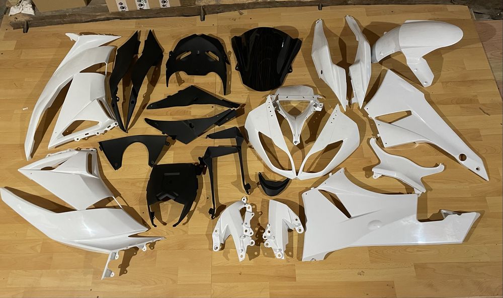 Kawasaki ZX10R/ZX6R 636 части