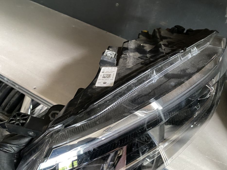 Far VW Taigo 2020 - 2024 faruri stanga dreapta IQ Light