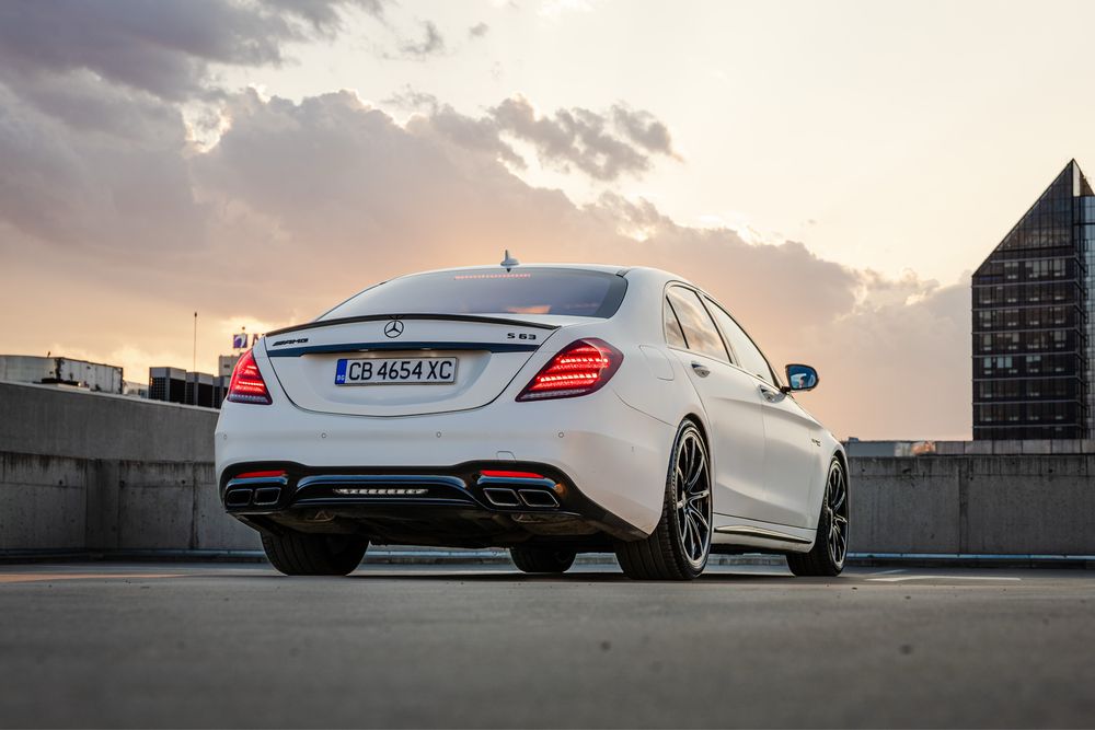 Mercedes S63 AMG Луксозна кола под наем с шофьор