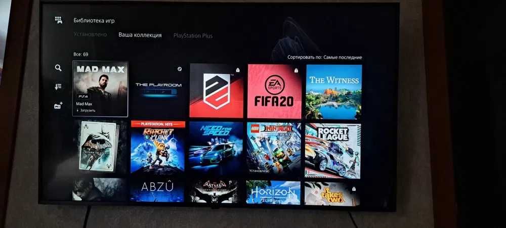 Продам Playstation 5 digital куча игр 2 джостика