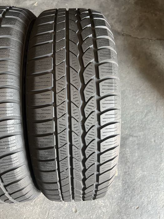 2 anvelope iarna 215/60/17 Continental 6.5 mm!