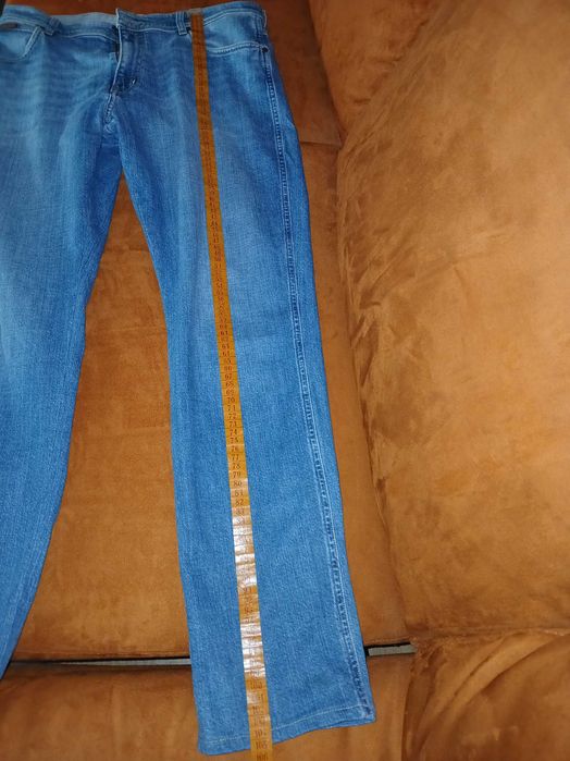Blugi Wrangler Albastru