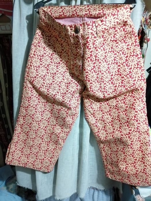 Дънки        нови