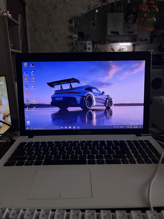 ASUS,windows 10 pro