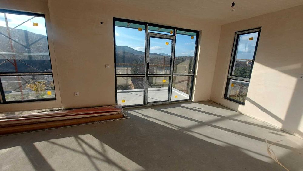 Продава се Двустаен апартамент в с. Минерални бани, Област Хасково - 77 кв.м за 596 €/кв.м - Снимка #1