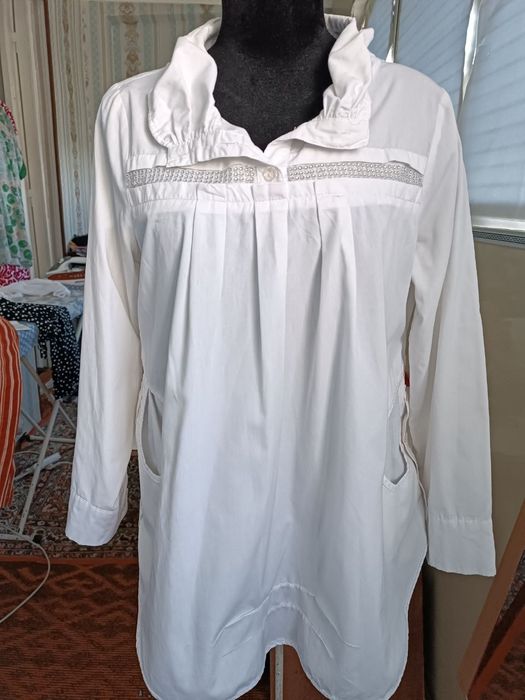 Женская одежда (платья)