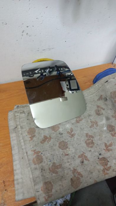 Зеркало боковое. Автозеркала. Зеркало.