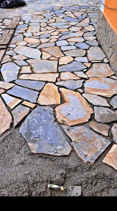 Piatra naturala de munte vindem și montăm