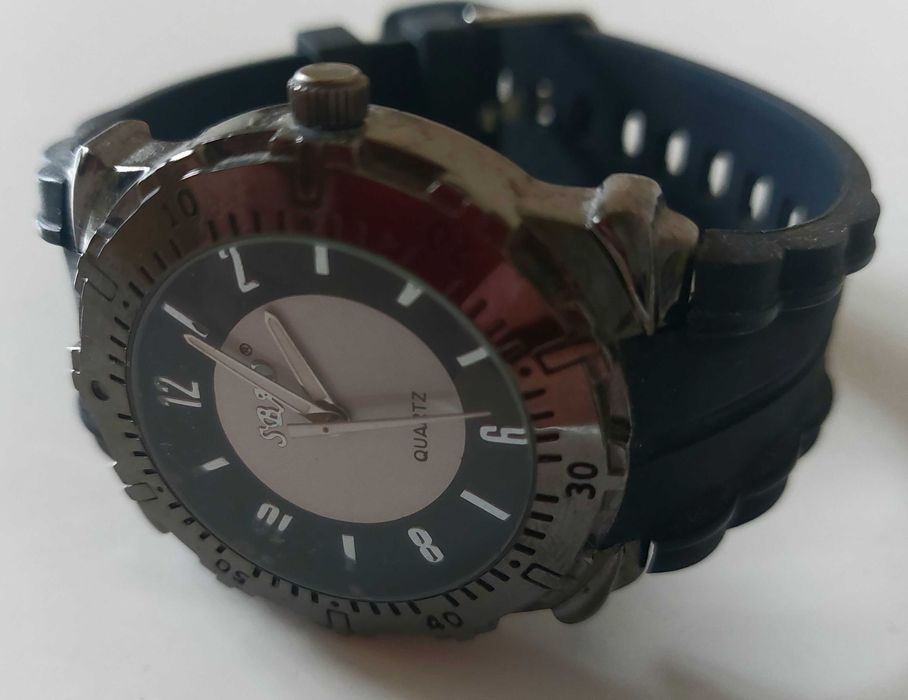 Мъжки часовник SBAO