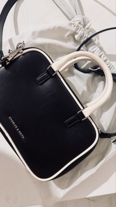 Продам сумку Charles & Keith