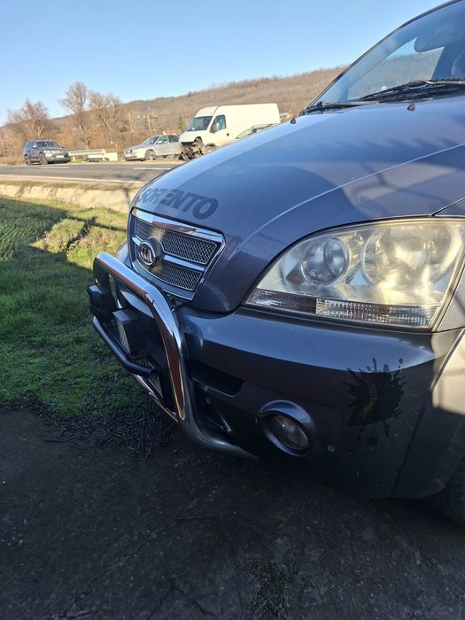 Kia sorento  2007 motor 2.5 pret 3500 euro  negociabil.