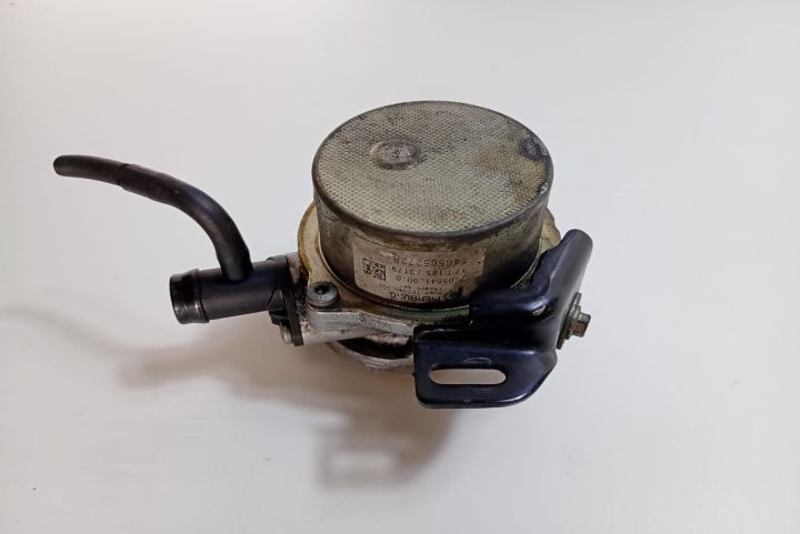 Pompa vacuum 146505272R Mercedes-Benz Vito W447 seria
