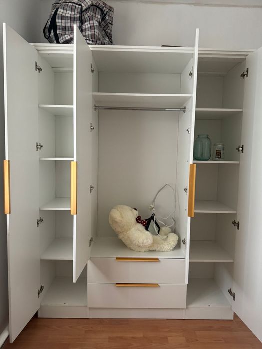 Кровать с матрасом