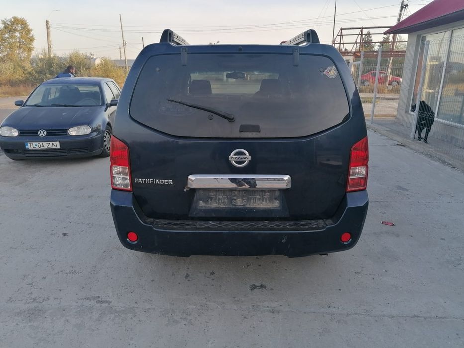Dezmembrez nissan pathfinder 2008