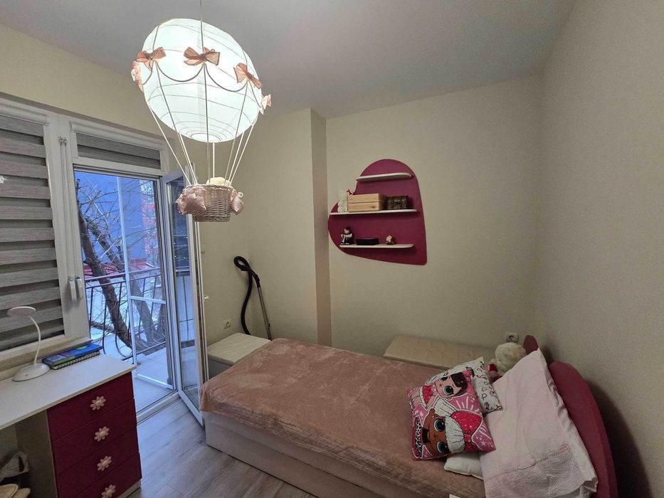 Тристаен апартамент