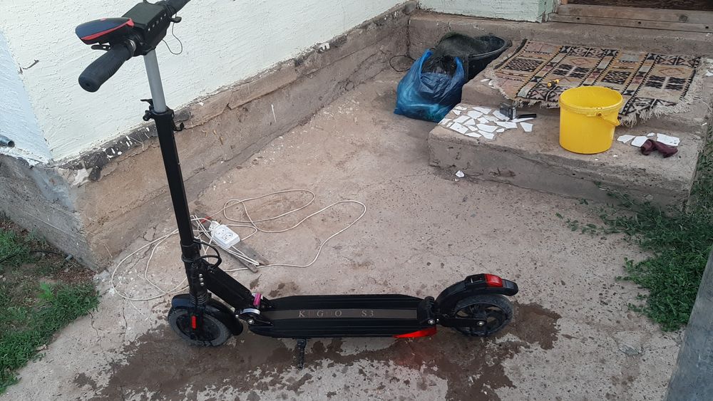 Электро самакат kugo