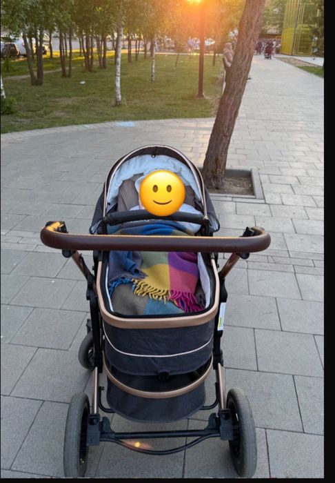 Коляска детская прогулочная