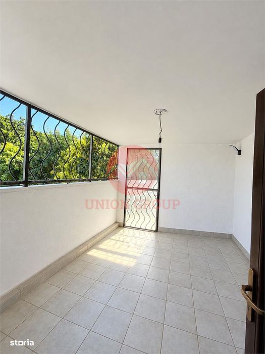Apartament 2 Camere si 2 Bai | Zona Eden | Curte interioara | 2 Locuri