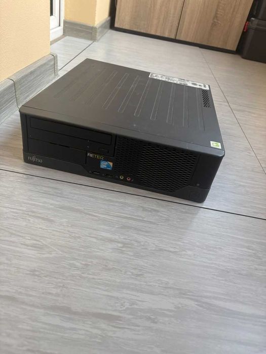 Настолен компютър Fujitsu Esprimo E5730