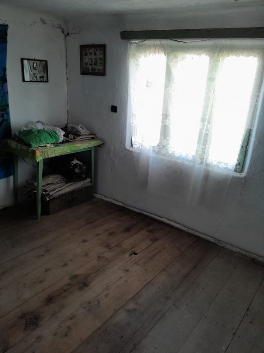 Casă – Botoroaga - Vedere 3