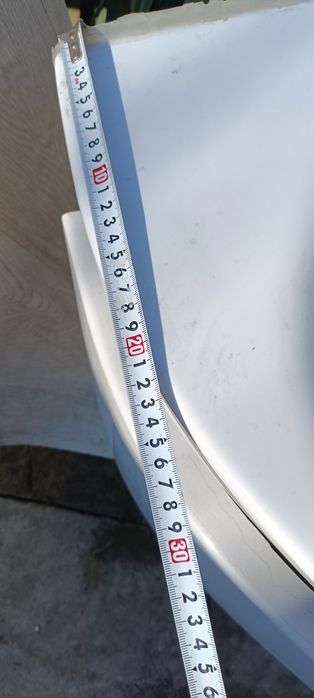 Продам угловую ванну