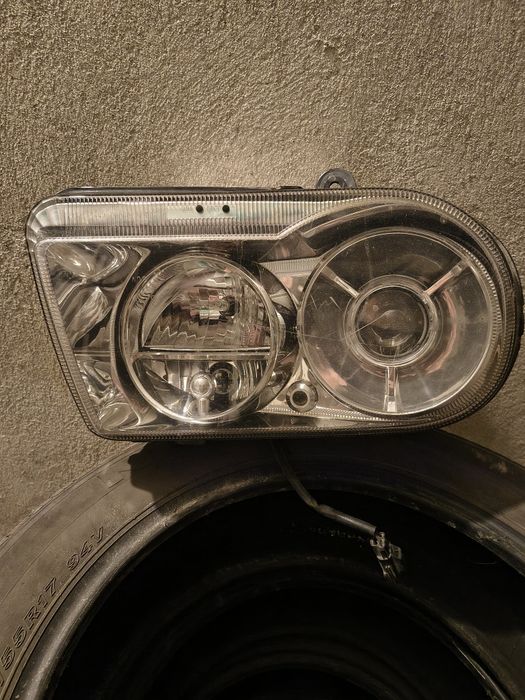 Части за Chrysler 300C - само показаните