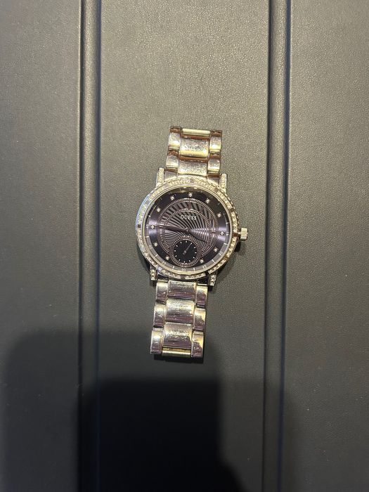 Оригинален дамски часовник Guess