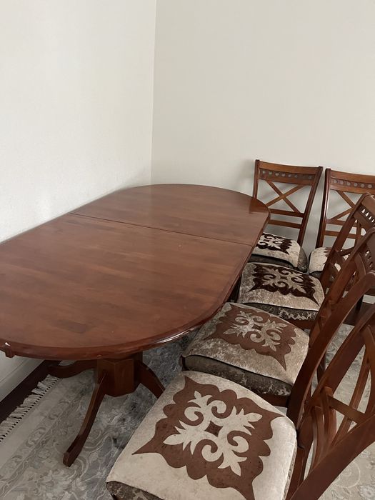 Стол со стульми (1.90*1.0)