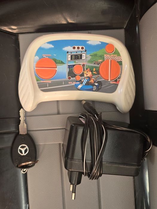 Продам детский электромобиль