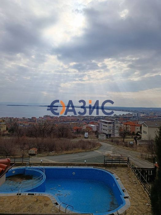 Продава се Двустаен апартамент в Свети Влас - 91 кв.м за 611 €/кв.м - Снимка #2
