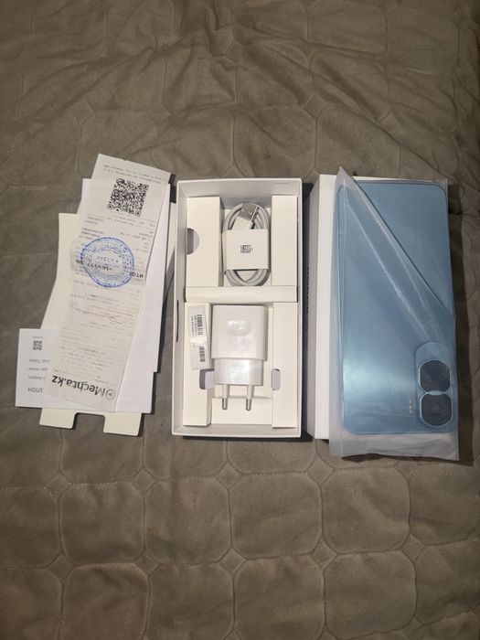 Продам HONOR 90 LITE