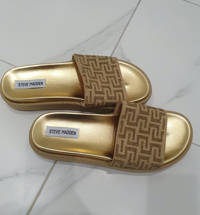 Steve Madden Дамски чехли, в златисто с платформа, номер 40