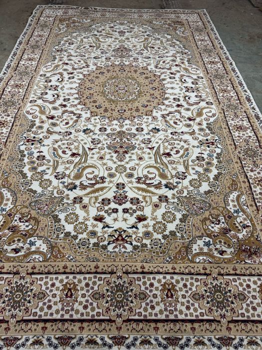 Продам ковры за 8000тг